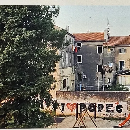 Ferienglueck Unterm Dach Porec Exterior photo